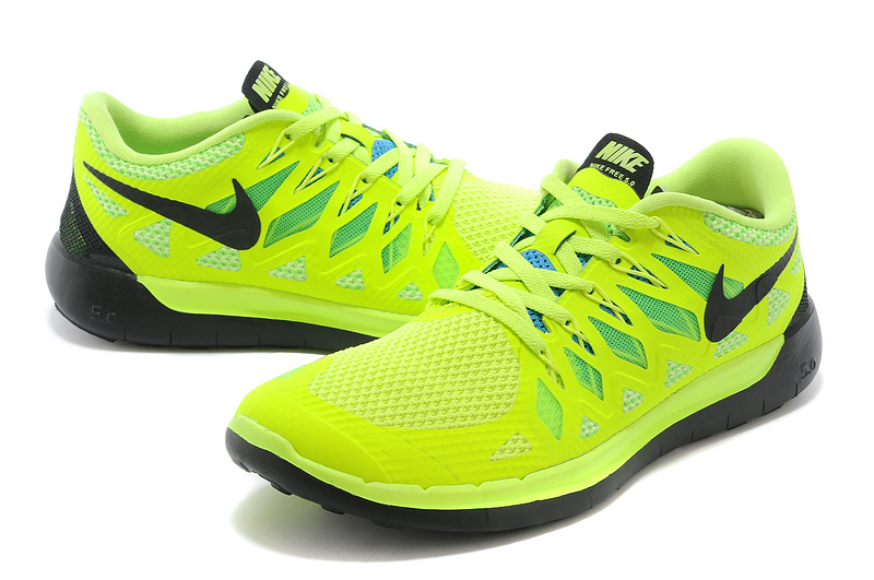 Nouveau Nike Free 5.0 plus les hommes verts de chaussures de course noir (1)